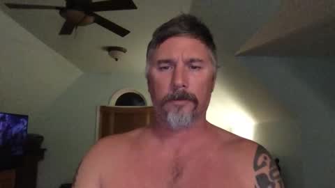 Snapshot of jackhammerhead chatting on 12/14/25, 05:02 jackhammerhead online show from 12/14/25, 05:02