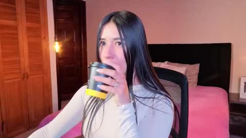 Snapshot of jackiie_ chatting on 06/01/26, 01:02 jackiie_ online show from 06/01/26, 01:02