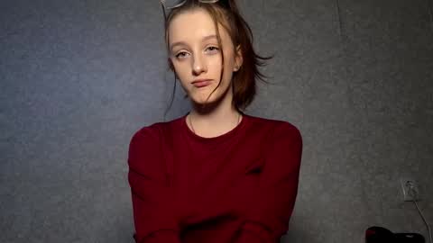 Snapshot of jackkading chatting on 12/17/25, 11:49 Lisa online show from 12/17/25, 11:49