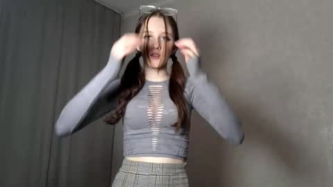 Snapshot of jackkading chatting on 12/20/25, 10:17 Lisa online show from 12/20/25, 10:17