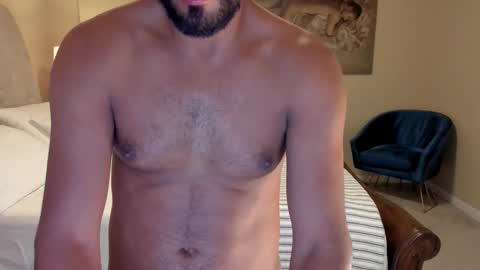 Snapshot of jackmasterxx chatting on 01/08/25, 01:32 Jacker Grayson online show from 01/08/25, 01:32