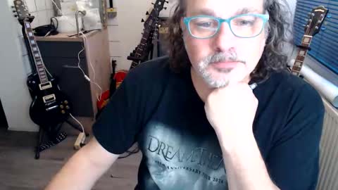 Jack independent model  online show from 04/02/26, 06:16