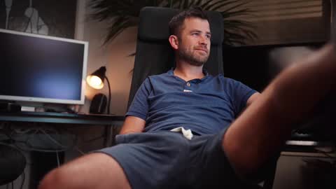 Colten Carter online show from 09/28/25, 03:23