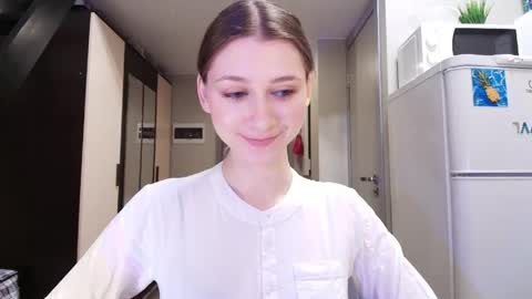 Snapshot of jackp0t__ chatting on 05/09/26, 11:15 Win by life online show from 05/09/26, 11:15