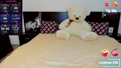 Snapshot of jacksallyevans chatting on 05/05/26, 04:42 sallyevans online show from 05/05/26, 04:42