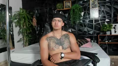 Snapshot of jackson_macleyn chatting on 05/11/26, 08:28 Jackson online show from 05/11/26, 08:28