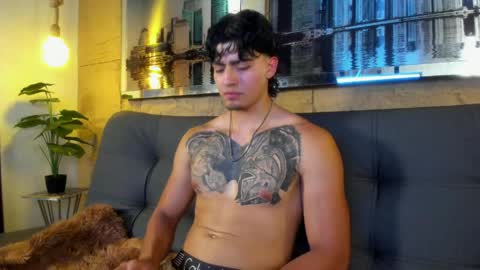 Snapshot of jackson_macleyn chatting on 05/23/26, 10:47 Jackson online show from 05/23/26, 10:47