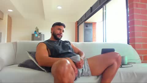 Snapshot of jackson_wayne__ chatting on 07/15/26, 02:33 Jackson Wayne online show from 07/15/26, 02:33