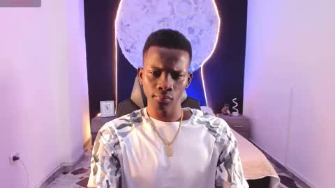 Snapshot of jacksonmuller_ chatting on 11/10/25, 01:10 Jackson online show from 11/10/25, 01:10