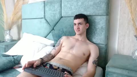 Jackson Olsen online show from 02/11/25, 03:08