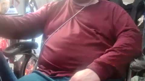 Snapshot of jacksonp41 chatting on 02/21/25, 12:05 jacksonp41 online show from 02/21/25, 12:05