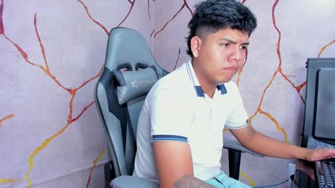 Jackson  online show from 02/13/25, 07:42