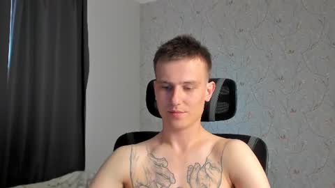 Snapshot of jacksonvox chatting on 06/13/26, 03:04 Nikolay online show from 06/13/26, 03:04