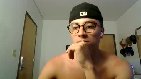 ImZacharyTyler online show from 06/19/26, 01:32