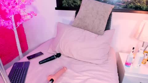 Jacky hoott online show from 01/20/25, 01:32