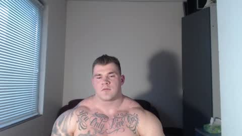 Snapshot of jackyhuge chatting on 12/16/24, 12:06 Jacky online show from 12/16/24, 12:06