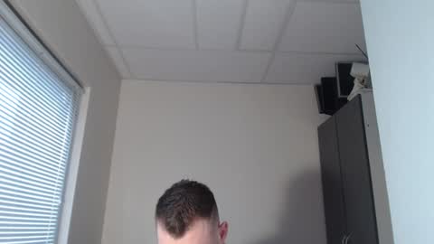 Snapshot of jackyhuge chatting on 12/18/24, 11:13 Jacky online show from 12/18/24, 11:13