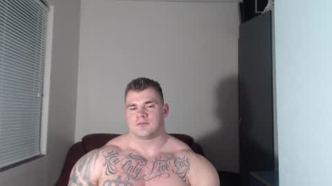 Snapshot of jackyhuge chatting on 12/31/24, 02:25 Jacky online show from 12/31/24, 02:25