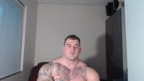 Snapshot of jackyhuge chatting on 01/02/25, 01:40 Jacky online show from 01/02/25, 01:40
