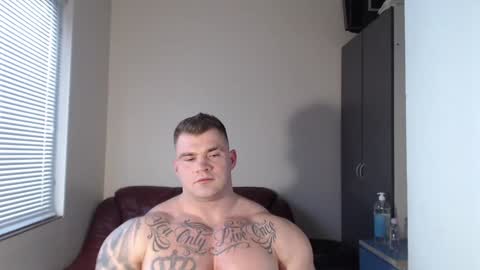 Snapshot of jackyhuge chatting on 01/06/25, 11:40 Jacky online show from 01/06/25, 11:40
