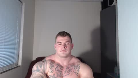 Snapshot of jackyhuge chatting on 01/19/25, 12:28 Jacky online show from 01/19/25, 12:28
