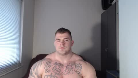 Snapshot of jackyhuge chatting on 01/30/25, 01:10 Jacky online show from 01/30/25, 01:10