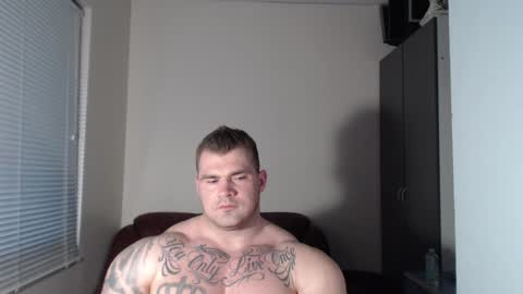 Snapshot of jackyhuge chatting on 02/06/25, 02:26 Jacky online show from 02/06/25, 02:26
