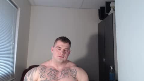Snapshot of jackyhuge chatting on 02/12/25, 10:14 Jacky online show from 02/12/25, 10:14