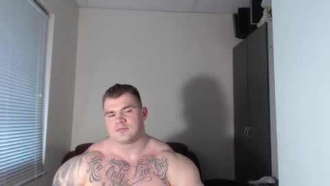 Snapshot of jackyhuge chatting on 02/12/25, 01:16 Jacky online show from 02/12/25, 01:16