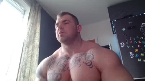 Snapshot of jackyhuge chatting on 05/18/26, 02:56 Jacky online show from 05/18/26, 02:56