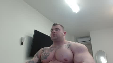 Snapshot of jackyhuge chatting on 06/08/26, 10:21 Jacky online show from 06/08/26, 10:21