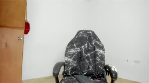 Snapshot of jacob_black21 chatting on 06/10/26, 02:01 jacob black online show from 06/10/26, 02:01