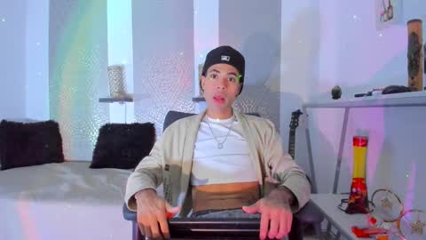 jacob_blackwell online show from 10/30/25, 07:36