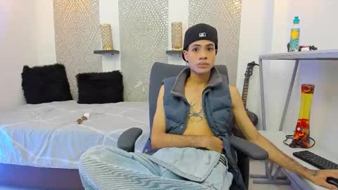 jacob_blackwell online show from 11/02/25, 07:38