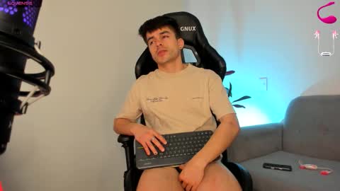 Snapshot of jacob_ferrer chatting on 02/15/26, 07:51 JACOB FERRER online show from 02/15/26, 07:51