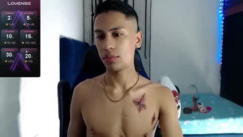 Snapshot of jacob_wolf_xxx chatting on 11/01/25, 01:51 jacob online show from 11/01/25, 01:51