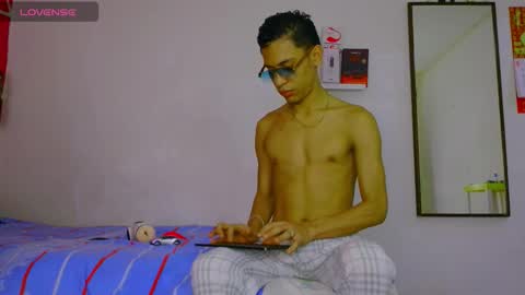 Snapshot of jacob_wolf_xxx chatting on 03/09/26, 02:15 jacob online show from 03/09/26, 02:15