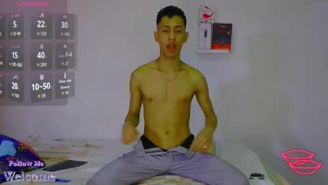Snapshot of jacob_wolf_xxx chatting on 03/14/26, 12:39 jacob online show from 03/14/26, 12:39