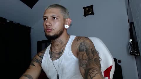 Michael Caicedo online show from 02/09/25, 03:00