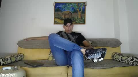 Jacob And Jayden online show from 04/18/26, 07:07