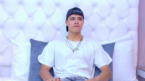 Jacob online show from 09/30/25, 03:11