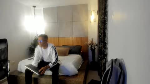 jacobdraven online show from 11/16/25, 03:23