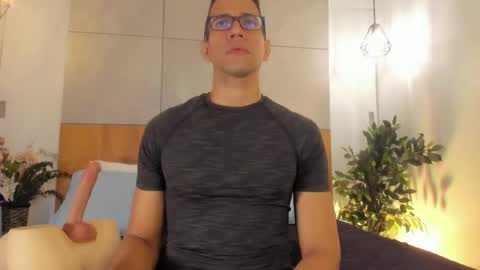 Snapshot of jacobdraven chatting on 06/09/26, 03:51 jacobdraven online show from 06/09/26, 03:51