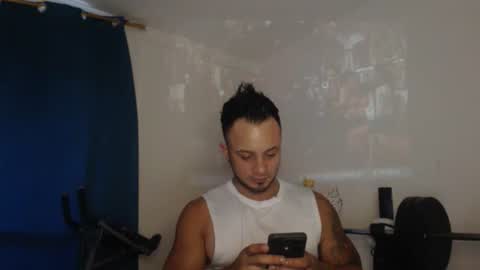 Snapshot of jacobjamess chatting on 11/25/25, 10:10 jacobjamess online show from 11/25/25, 10:10