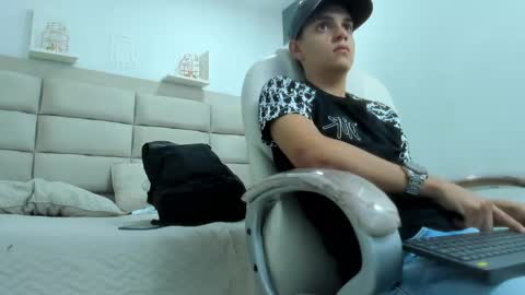 Snapshot of jacobrobeerts chatting on 01/28/25, 11:28 Jacob online show from 01/28/25, 11:28