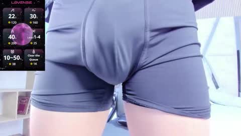 Snapshot of jacobrobeerts chatting on 11/15/25, 09:00 Jacob online show from 11/15/25, 09:00