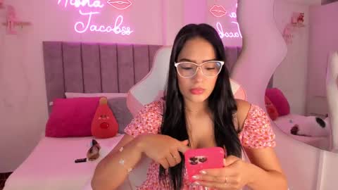 Snapshot of jacobss_gh chatting on 10/01/25, 09:10 JACOBSS online show from 10/01/25, 09:10