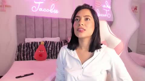 Snapshot of jacobss_gh chatting on 11/08/25, 10:19 JACOBSS online show from 11/08/25, 10:19