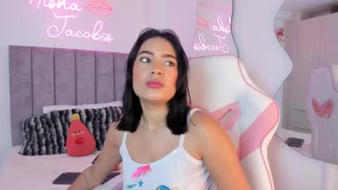 Snapshot of jacobss_gh chatting on 11/23/25, 09:03 JACOBSS online show from 11/23/25, 09:03