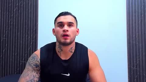 Snapshot of jacobsthorm chatting on 11/23/25, 03:50 jacobsthorm online show from 11/23/25, 03:50